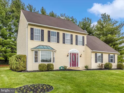 899 Eden Farm Cir, Westminster, MD 21157