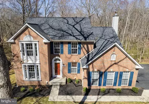 5810 Artisan Dr, Eldersburg, MD 21784