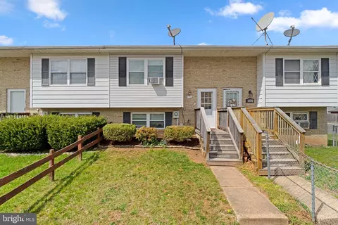 102 Carnival Dr, Taneytown, MD 21787