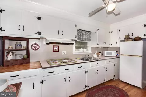 804 William Ave, Westminster, MD 21157 photo 9