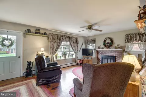 804 William Ave, Westminster, MD 21157 photo 4