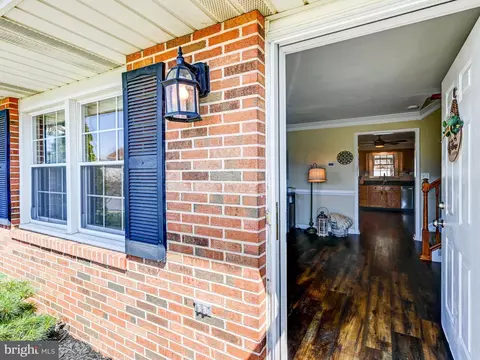 47 Falling Leaf Ct, Westminster, MD 21157 photo 5