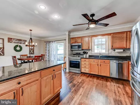 47 Falling Leaf Ct, Westminster, MD 21157 photo 10