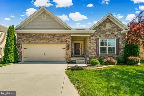 42 Triple Crown Dr #444, Taneytown, MD 21787