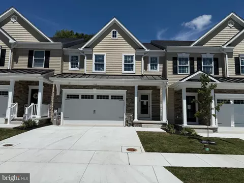1710 Botanical Ct #21, Sykesville, MD 21784