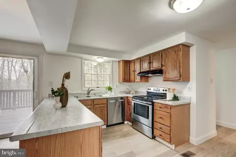 Kitchen - 641 Hook Rd, Westminster, MD 21157 photo 4 of 5