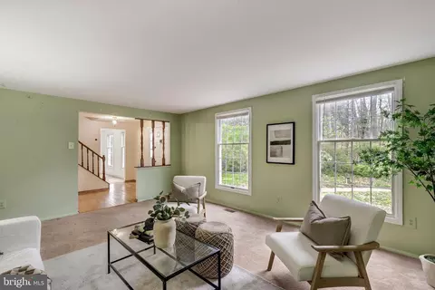 Living - 641 Hook Rd, Westminster, MD 21157 photo 2 of 7