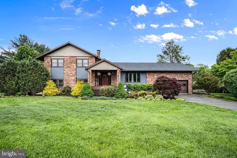 2200 Hopi Ct, Westminster, MD 21157