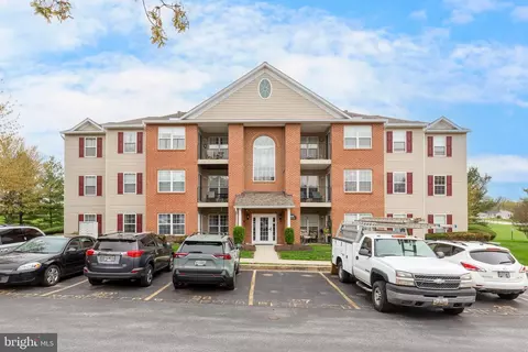 3820 Normandy Dr #3B, Hampstead, MD 21074