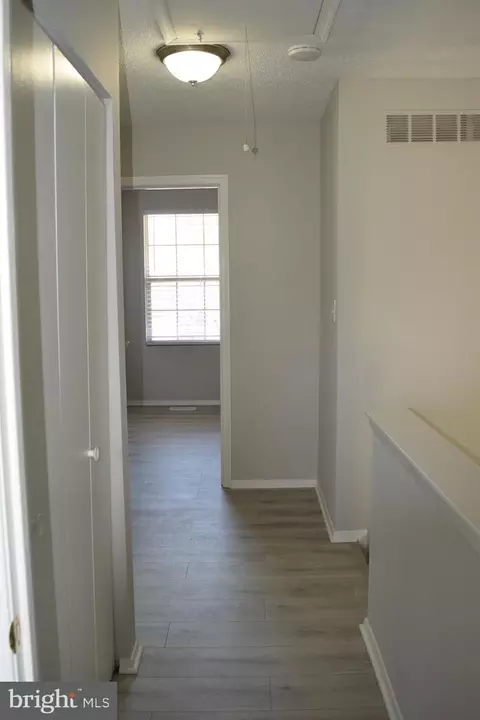 Entry Way - 791 Windsor Ct, Westminster, MD 21158 photo 5 of 10