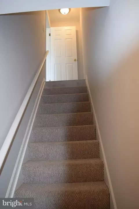 Entry Way - 791 Windsor Ct, Westminster, MD 21158 photo 9 of 10