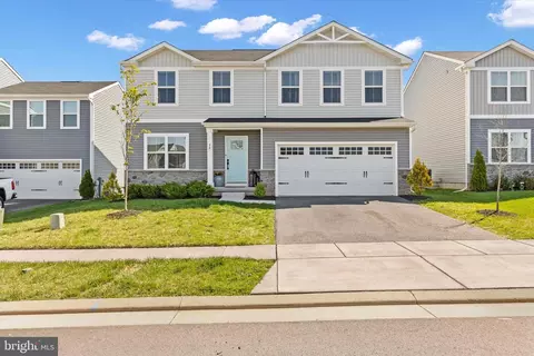 30 Bristoe Station Rd, Taneytown, MD 21787