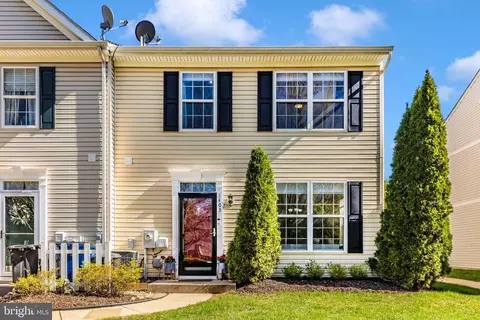 1403 Jay Rd #14, Eldersburg, MD 21784