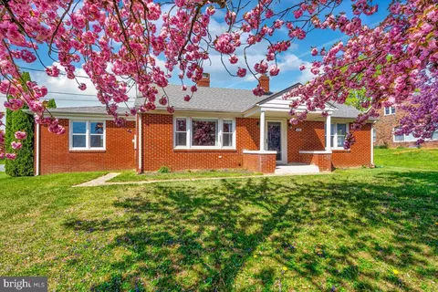 1300 Taylor St S, Hampstead, MD 21074