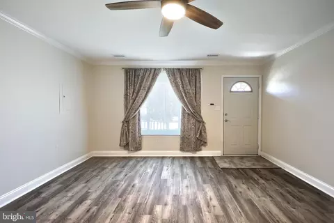 Living - 307 Wampler Ct, Westminster, MD 21158 photo 3 of 4