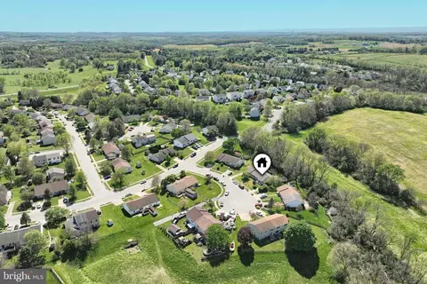 View/Area - 307 Wampler Ct, Westminster, MD 21158 photo 5 of 10