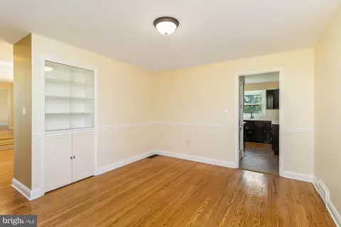 1307 Summit St, Hampstead, MD 21074 photo 8