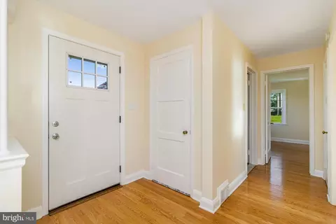 1307 Summit St, Hampstead, MD 21074 photo 7