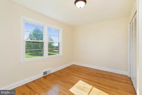 1307 Summit St, Hampstead, MD 21074 photo 18