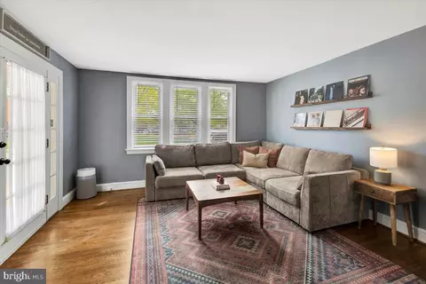 28 Bond St, Westminster, MD 21157 photo 4