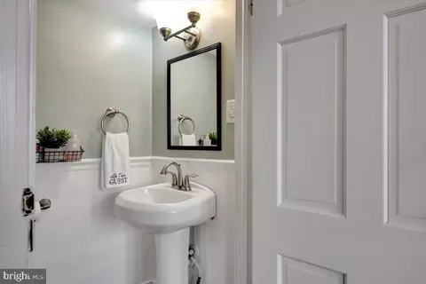 28 Bond St, Westminster, MD 21157 photo 13