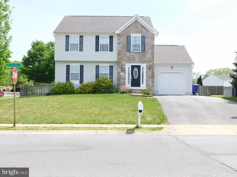 98 Crimson Ave, Taneytown, MD 21787