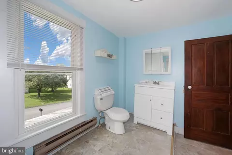 Bath - 317 Thomas St, Union Bridge, MD 21791 photo 3 of 3