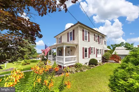 Exterior - 317 Thomas St, Union Bridge, MD 21791 photo 2 of 6