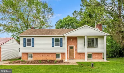 4605 Dave Rill Rd, Hampstead, MD 21074