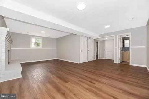 Living - 4605 Dave Rill Rd, Hampstead, MD 21074 photo 4 of 7