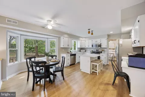 2201 Sioux Dr, Westminster, MD 21157 photo 10