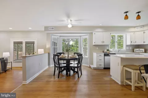 2201 Sioux Dr, Westminster, MD 21157 photo 9