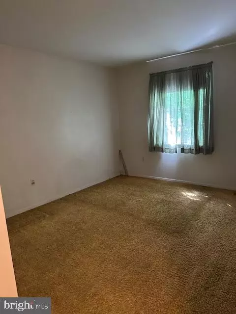 310 Bishop Ct, Westminster, MD 21157 photo 7