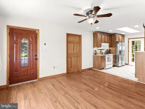 Entry Way - 1780 E Mayberry Rd E, Westminster, MD 21158 photo 4 of 4