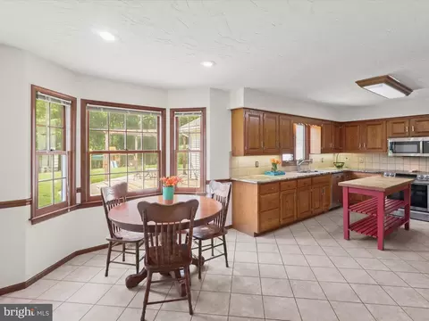 Kitchen - 1780 E Mayberry Rd E, Westminster, MD 21158 photo 6 of 10