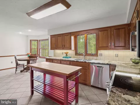 Kitchen - 1780 E Mayberry Rd E, Westminster, MD 21158 photo 4 of 10