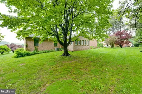 Exterior - 2875 Pelham Ct, Hampstead, MD 21074 photo 5 of 6
