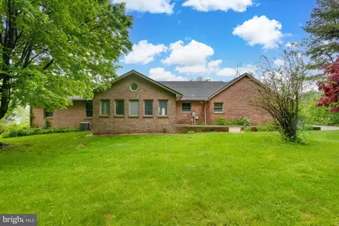 Exterior - 2875 Pelham Ct, Hampstead, MD 21074 photo 6 of 6