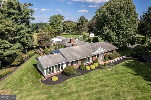 2552 Deer Park Rd, Finksburg, MD 21048
