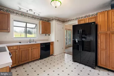 2111 Herbert Ave, Westminster, MD 21157 photo 16