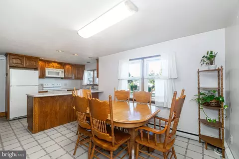 Dining - 210 Hook Rd, Westminster, MD 21157 photo 1 of 2