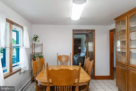 Dining - 210 Hook Rd, Westminster, MD 21157 photo 2 of 2