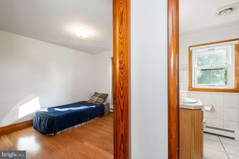 Entry Way - 210 Hook Rd, Westminster, MD 21157 photo 2 of 4