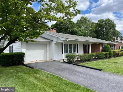 205 Carroll Heights Rd, Taneytown, MD 21787