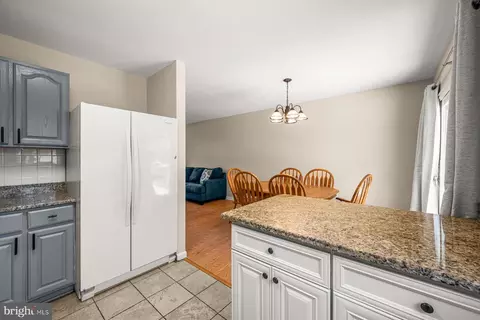 4285 Wolf Hill Dr, Hampstead, MD 21074 photo 11