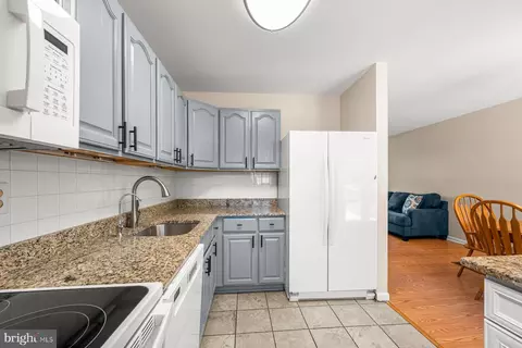 4285 Wolf Hill Dr, Hampstead, MD 21074 photo 12