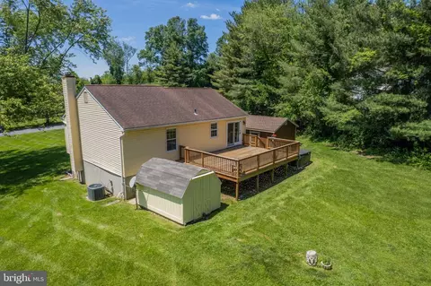 4285 Wolf Hill Dr, Hampstead, MD 21074 photo 31
