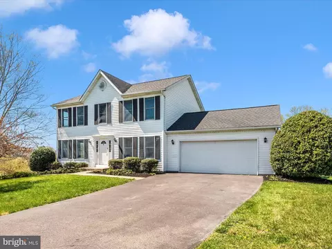 6348 Twin Ponds Ln, Mount Airy, MD 21771