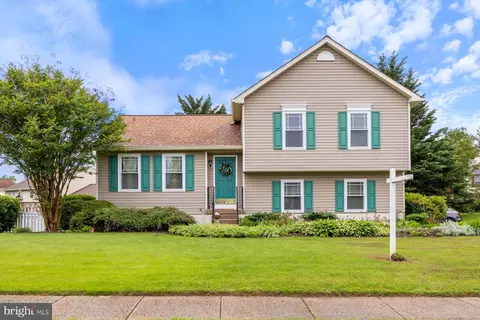 21 Bancroft St, Taneytown, MD 21787