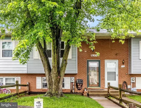 113 Grand Dr, Taneytown, MD 21787